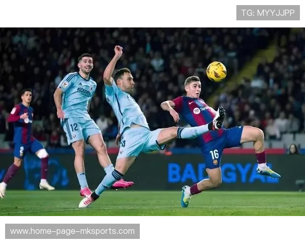 西甲巴萨控球渗透精准，连番威胁门前